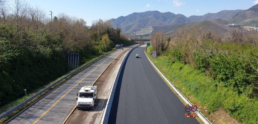 Autostrada del Mediterraneo: lavori di pavimentazione in provincia di Salerno