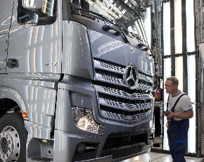 Mercedes-Benz avvia la produzione del nuovo Actros