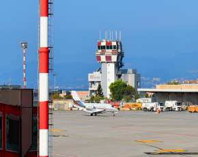 Aeroporto di Genova: i numeri record dell’aviazione privata guidano la ripresa del traffico