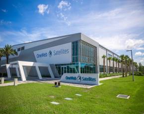 Airbus-OneWeb Satellites: primo stabilimento al mondo di produzione satellitare ad alto volume in Florida