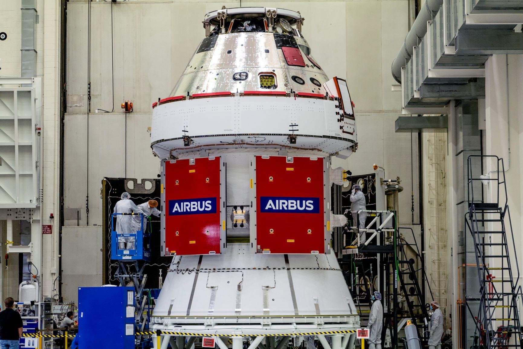 Tutto pronto per la missione lunare Artemis: il modulo di servizio Airbus alimenterà la navicella Orion