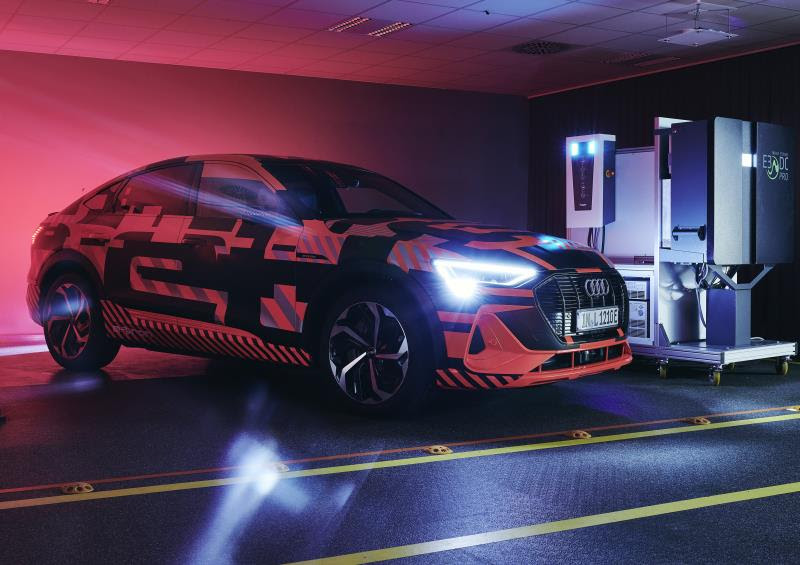 Audi sviluppa la carica bidirezionale: abbattimento dei costi e stabilità della rete