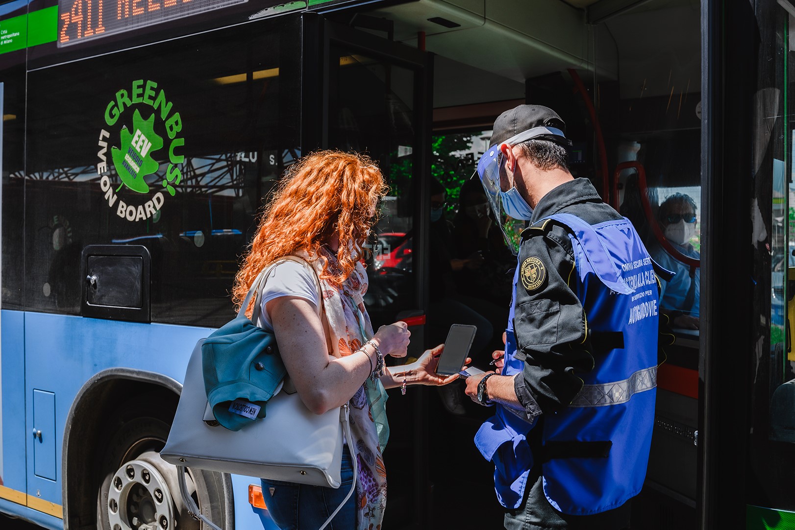 Green Pass e mascherine FFP2 a bordo: controlli di Autoguidovie su oltre 500 corse e circa 6mila passeggeri