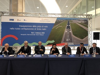 Bari: inaugurata la nuova pista, lunga 3mila metri