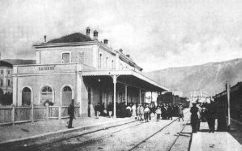 Stazioni ferroviarie d’Italia: treni in viaggi sui binari di Bassano del Grappa dal 1877