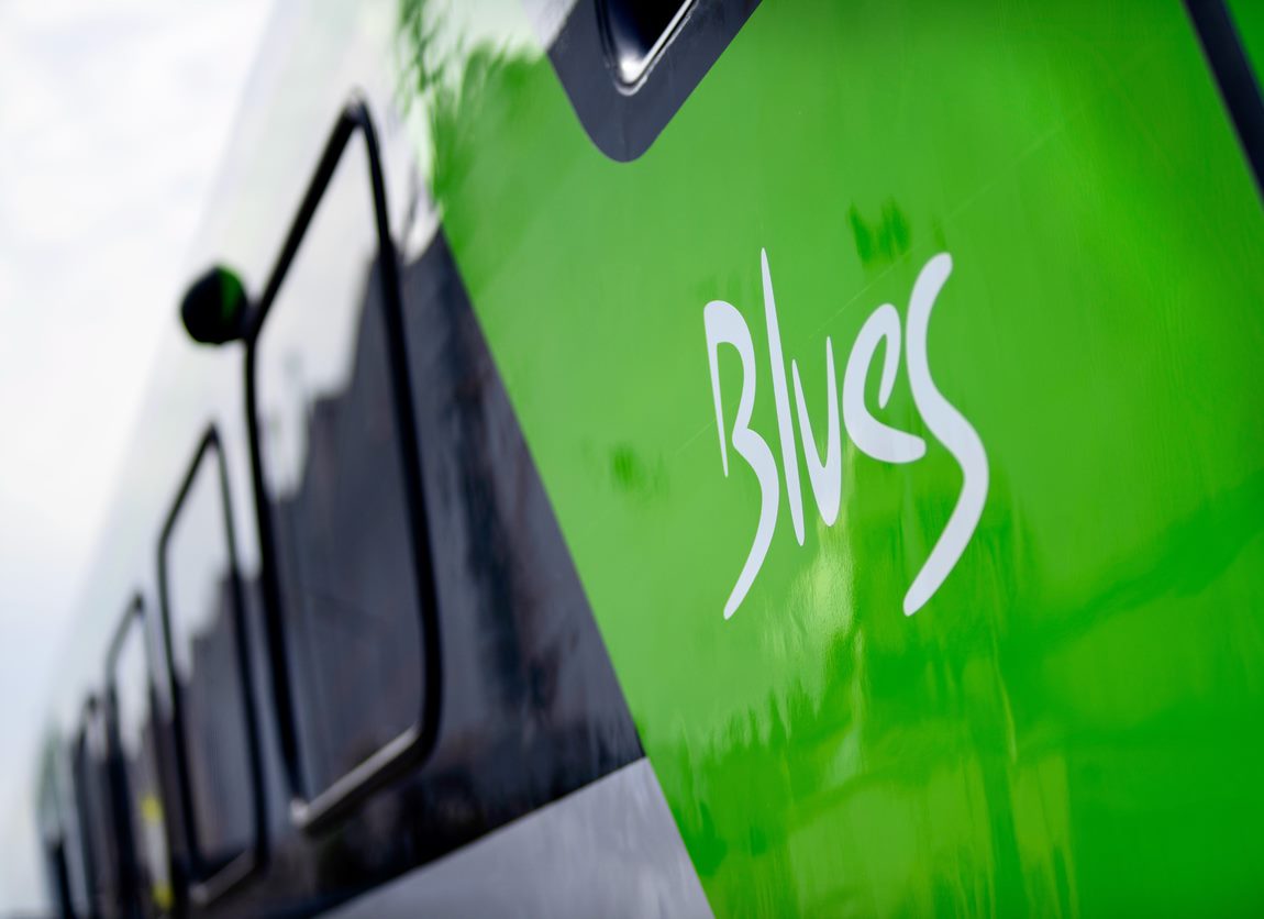 Fs Italiane presenta Blues, il primo treno ibrido a tripla alimentazione: elettrica, diesel e a batterie