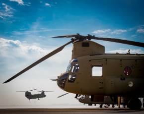 Boeing: consegnato primo Chinook CH-47F a Royal Netherlands Air Force