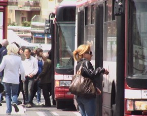 Trasporto persone: il Mit vara il decreto per i diritti dei passeggeri