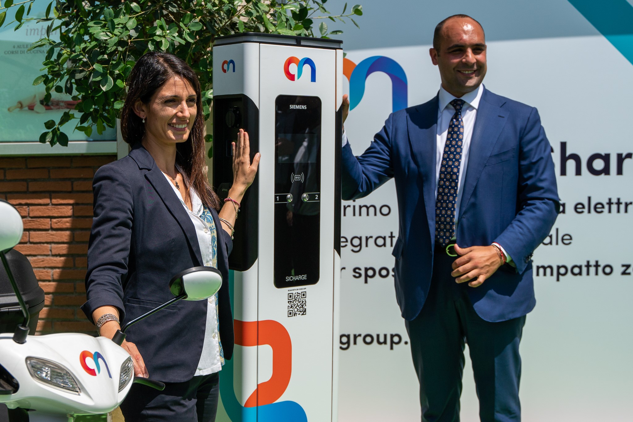 A Roma nasce un nuovo charging point per l’auto privata dotato di e-scooter, e-bike ed e-car