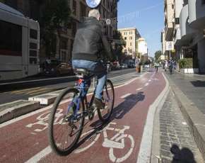 Roma, Fase2 mobilità: piano per 150 km di percorsi ciclabili