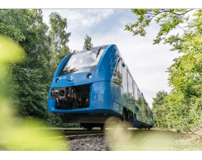 In Germania la prima stazione al mondo per il rifornimento di treni passeggeri a idrogeno
