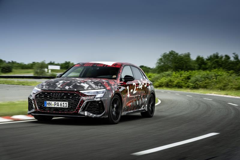 Campionato mondiale Pure Etcr: Cupra e Azcona trionfano sul circuito di Vallelunga