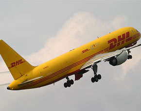 DHL in campo per la Giornata Nazionale della Colletta Alimentare 2013