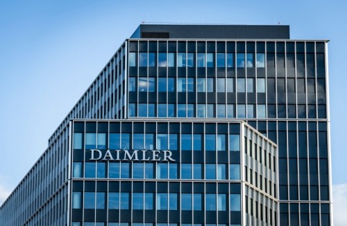 Daimler, conferenza annuale 2020: vendite giù del 15% ma utile in crescita del 48%