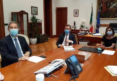 Sicilia: incontro dei ministri De Micheli e Provenzano con Musumeci su collegamenti e infrastrutture