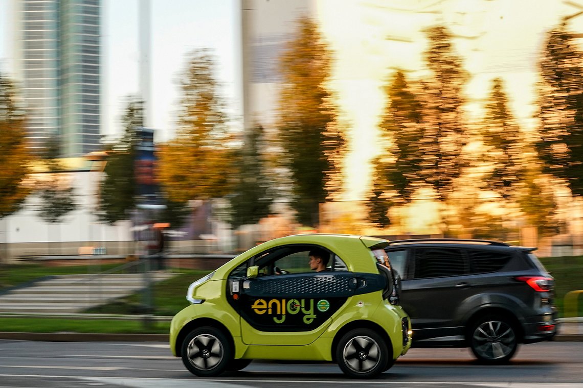 Il car sharing diventa verde: a Milano arrivano le auto elettriche di Enjoy