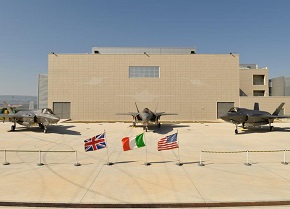 AM: F-35 inglesi e americani in volo in Italia