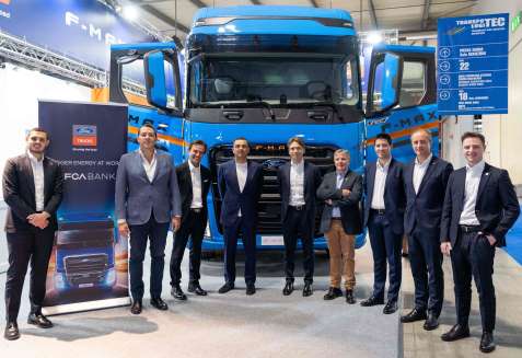 FCA Bank estende i servizi al settore autocarri: partnership con Ford Trucks
