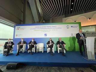 Aeroporti di Roma e Ferrovie dello Stato siglano un accordo per sviluppare l’intermodalità