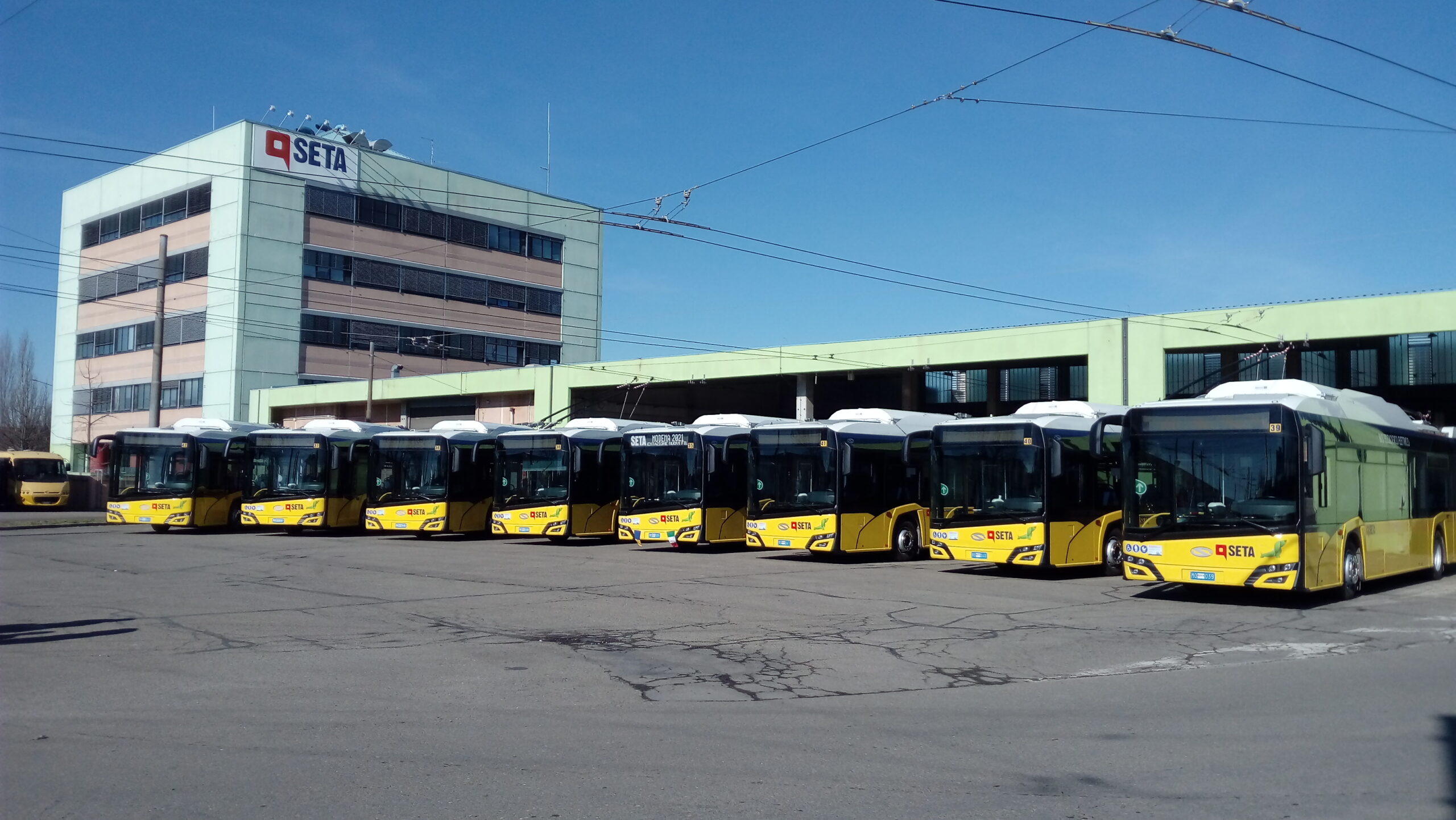 Trasporto pubblico: Seta presenta i nuovi filobus elettrici per la rete di Modena