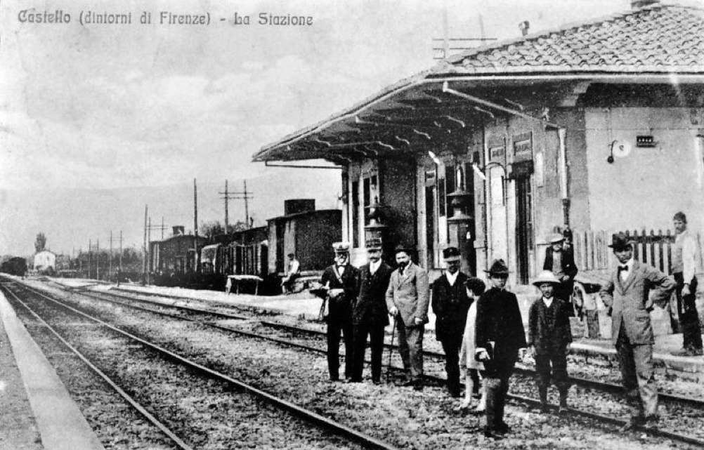 Stazioni ferroviarie d’Italia: la sala d’aspetto per la famiglia reale a Firenze Castello