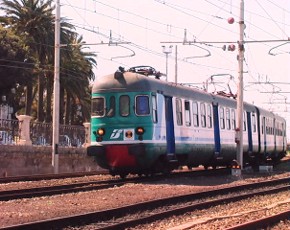 Sicilia, pendolari: troppi treni cancellati