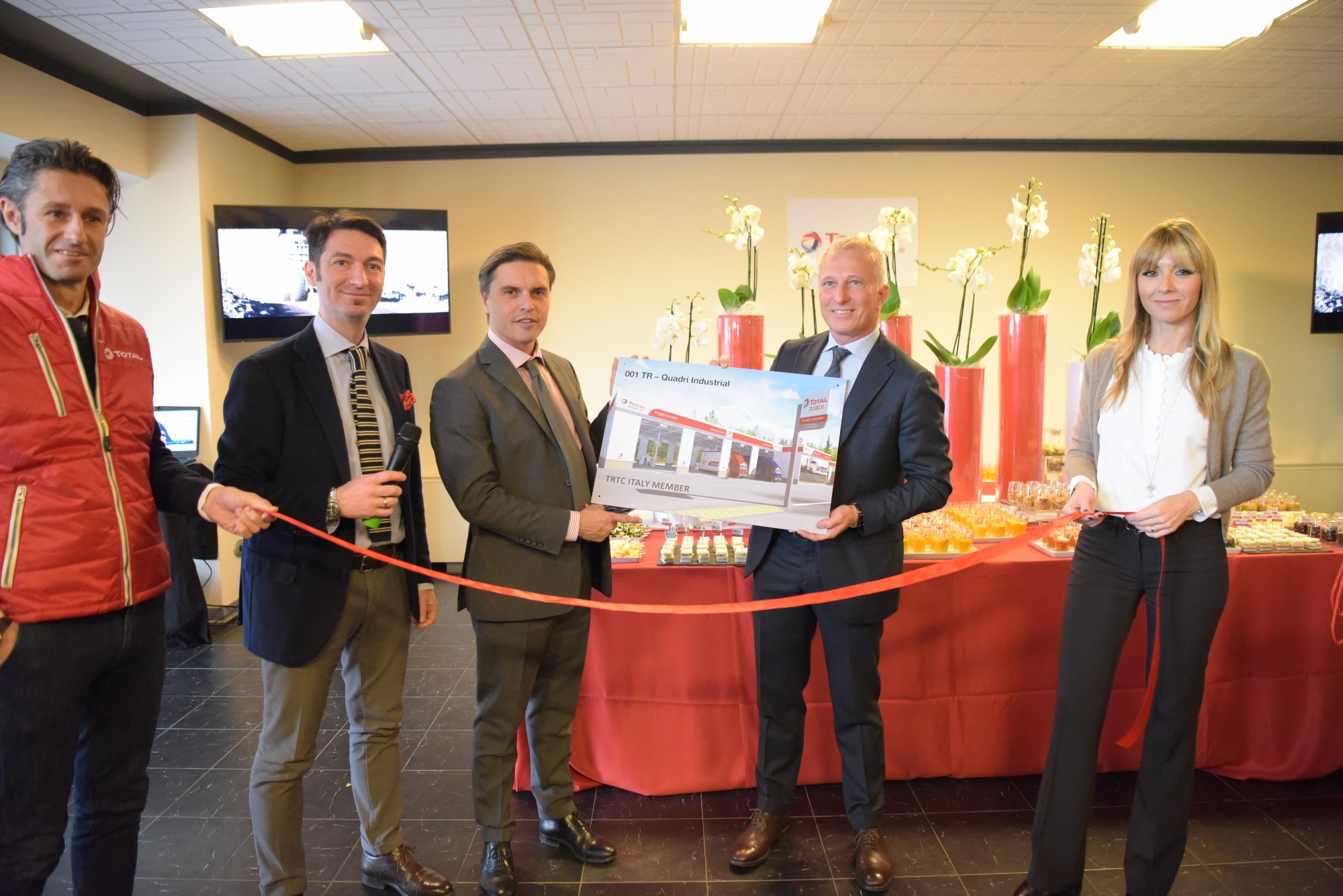 Total, arriva in Italia primo centro Total Rubia Truck Center con servizi dedicati ai veicoli industriali