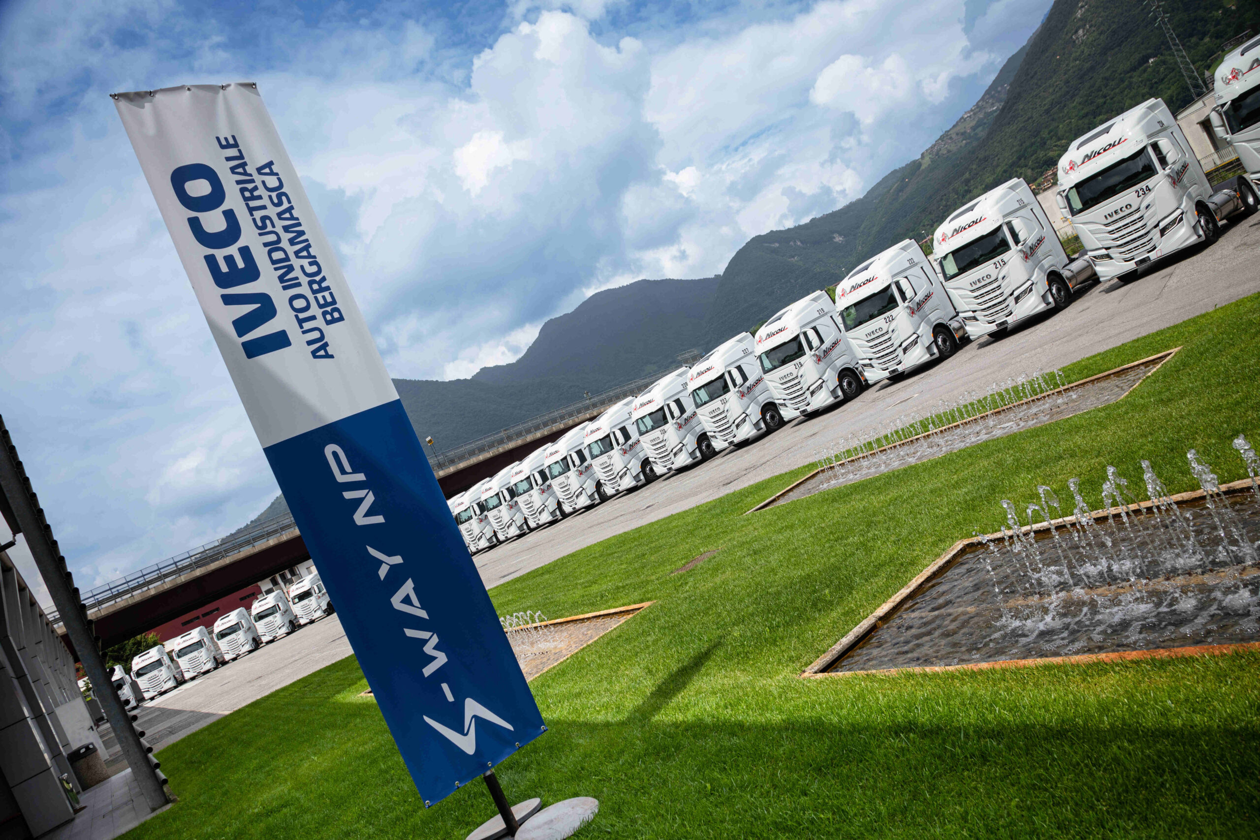 Iveco consegna 30 S-Way NP alla Nicoli Trasporti Spedizioni Spa