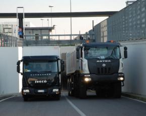 Immatricolazioni: nel 2015 in Italia crescono autocarri e autobus