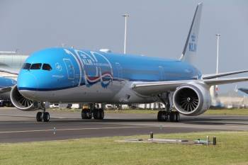 KLM: entra in servizio il primo 787-10 Dreamliner