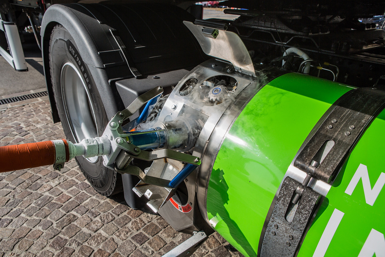 Autotrasporto sostenibile: LC3 primo vettore italiano a utilizzare il Biometano Liquefatto (Bio-LNG)