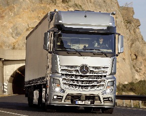 Il Mercedes Benz Actros è il Truck of the Year 2012