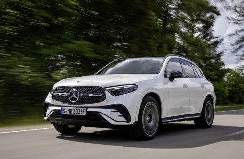 Mercedes GLC 2022: il nuovo suv con la Stella è solo ibrido