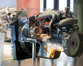 Mercedes-Benz: una serie di motori Euro VI per veicoli industriali