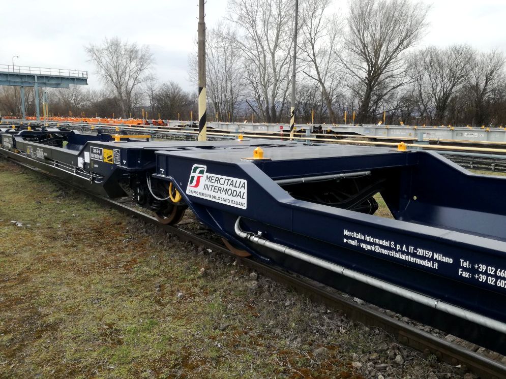 Polo Logistica FS: via al programma di rinnovo dei carri per il trasporto ferroviario delle merci