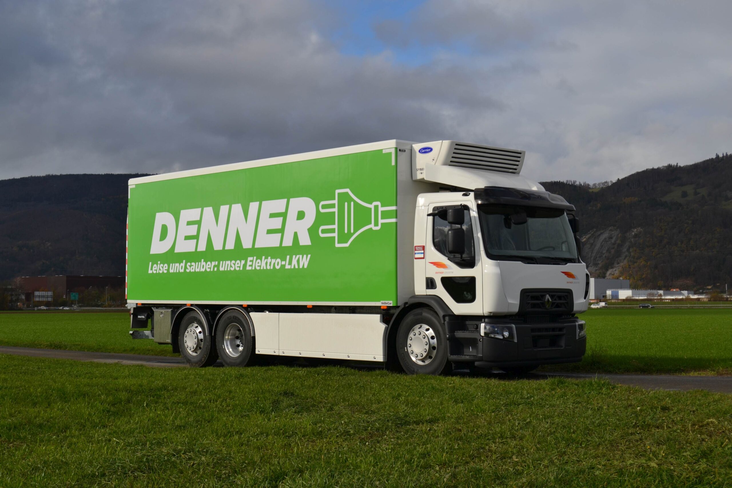 Renault Trucks D Wide Z.E. rende più green i trasporti dell’azienda svizzera Rhyner Logistik