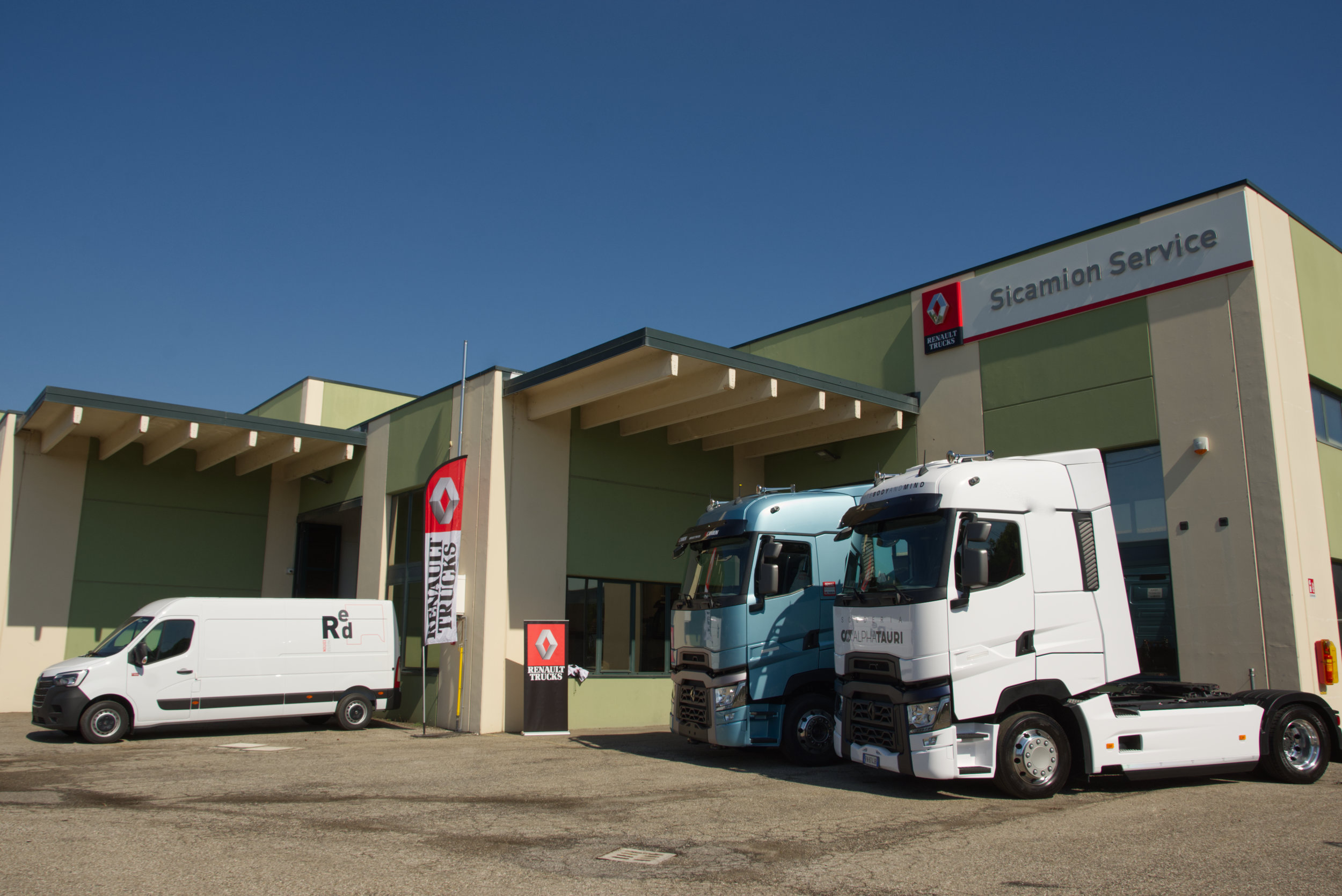 Renault Trucks, si rafforza l’assistenza in Emilia con l’apertura della Sicamion Service