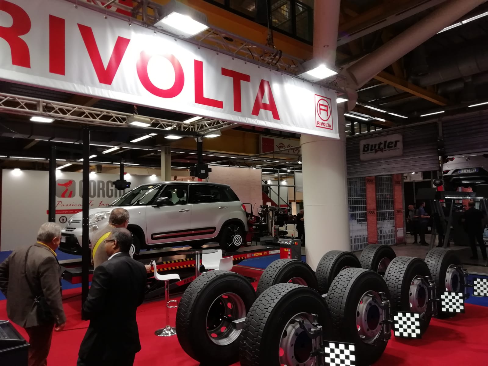Autopromotec 2019: allo stand Rivolta Automotive il nuovo sistema di allineamento multiasse Jumbo 3d