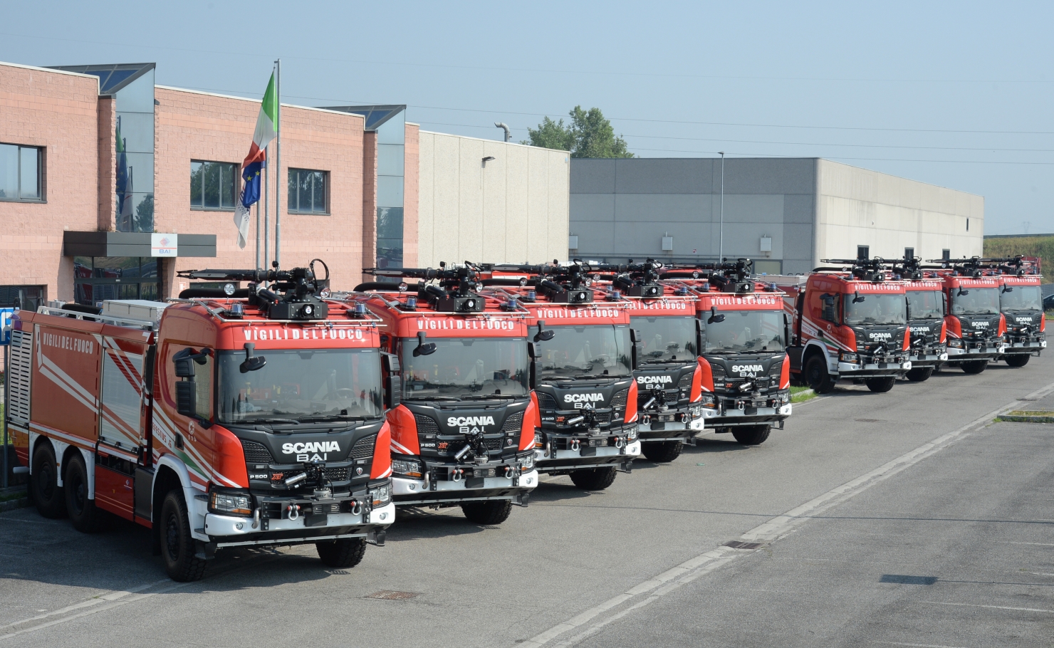 Scania e Bai per la fornitura di mezzi aeroportuali per il Corpo Nazionale dei Vigili del Fuoco