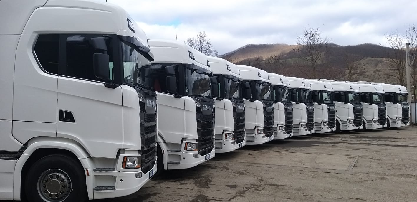 Scania consegna 10 nuovi veicoli a Oppimitti Costruzioni