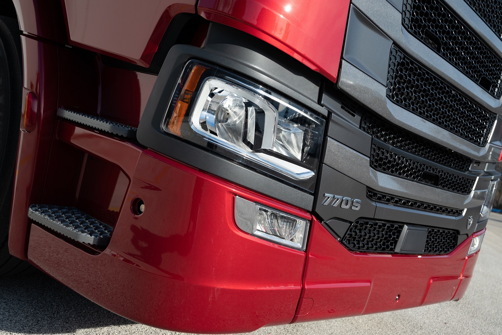 Scania: arrivano in Italia i primi camion con motore V8 da 770 CV