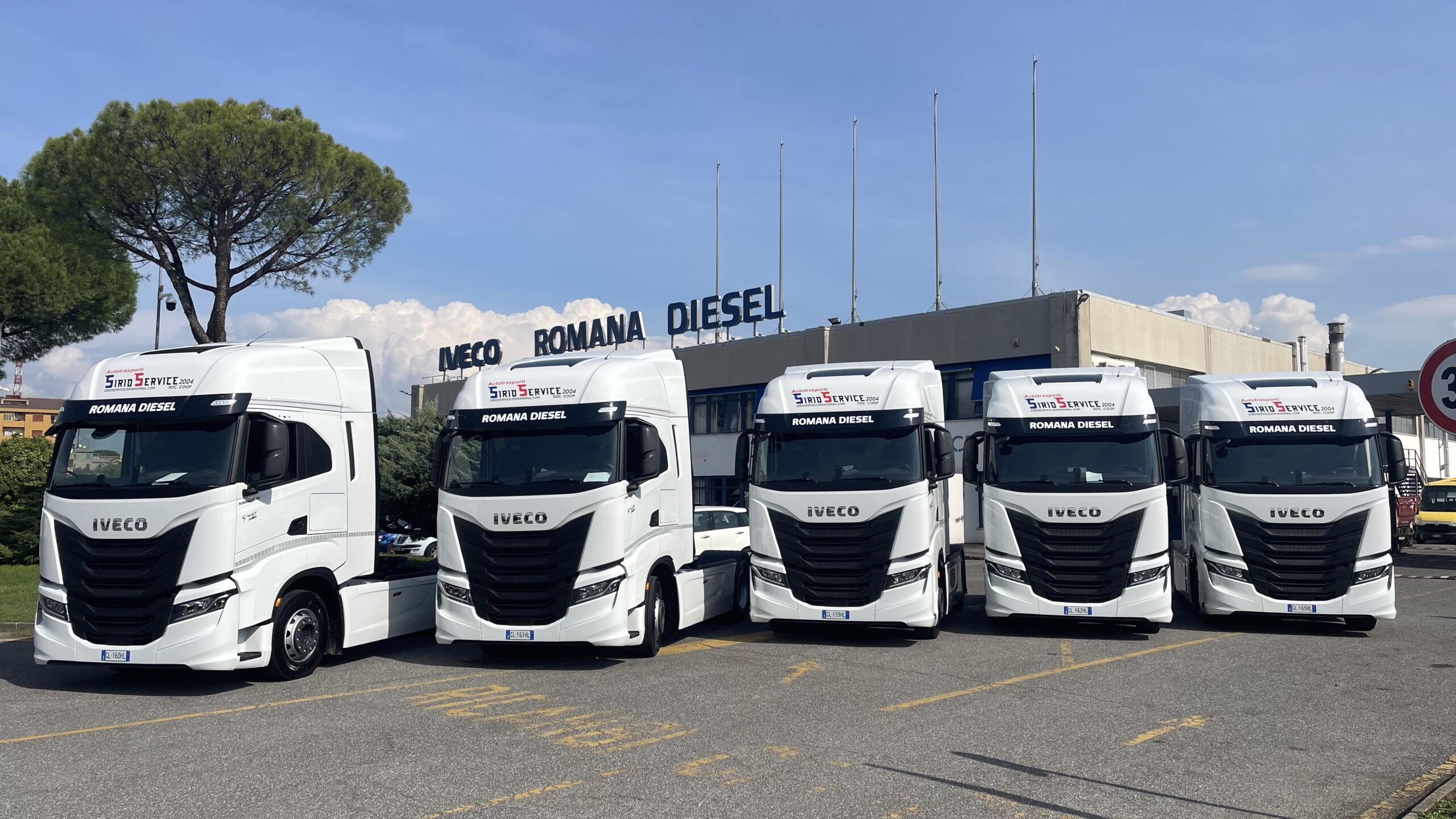 Cinque Iveco S-WAY per Sirio Service