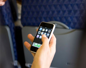 Sita: raddoppiano i passeggeri che usano lo smartphone per gestire il proprio viaggio aereo