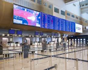 Il nuovo volto degli aeroporti grazie alle tecnologie display digitali e LED