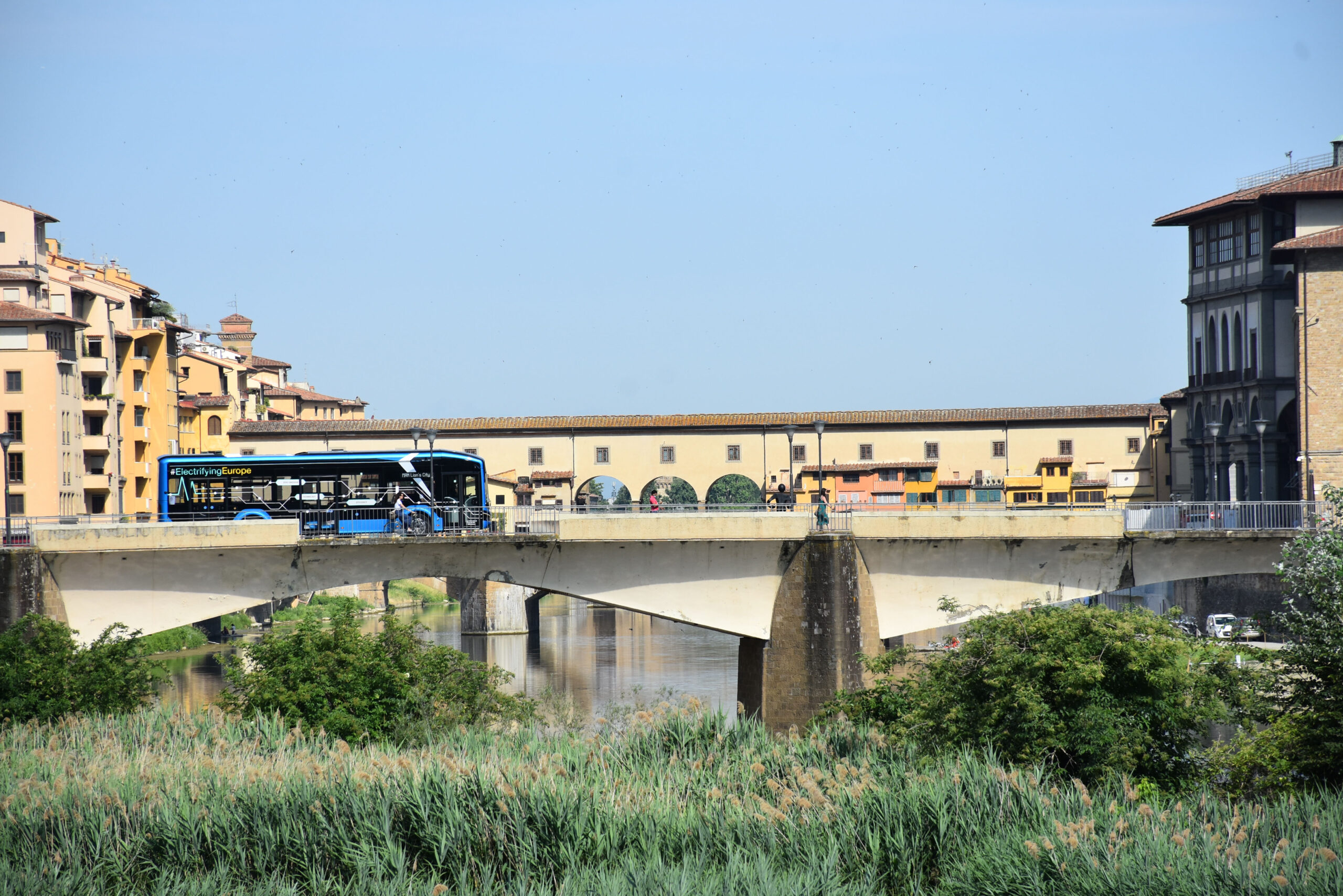 Sulle strade di Firenze per 24 ore: l’autobus 100% elettrico MAN supera il test