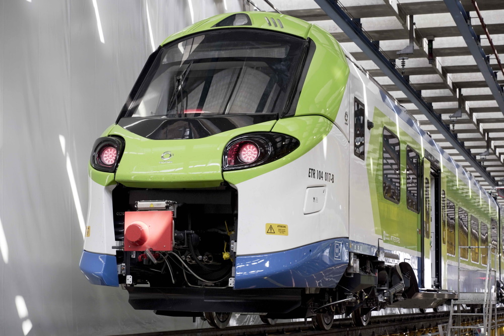 Trenord: nuovo treno Donizetti in servizio sulla linea Lecco-Bergamo, 14 corse al giorno