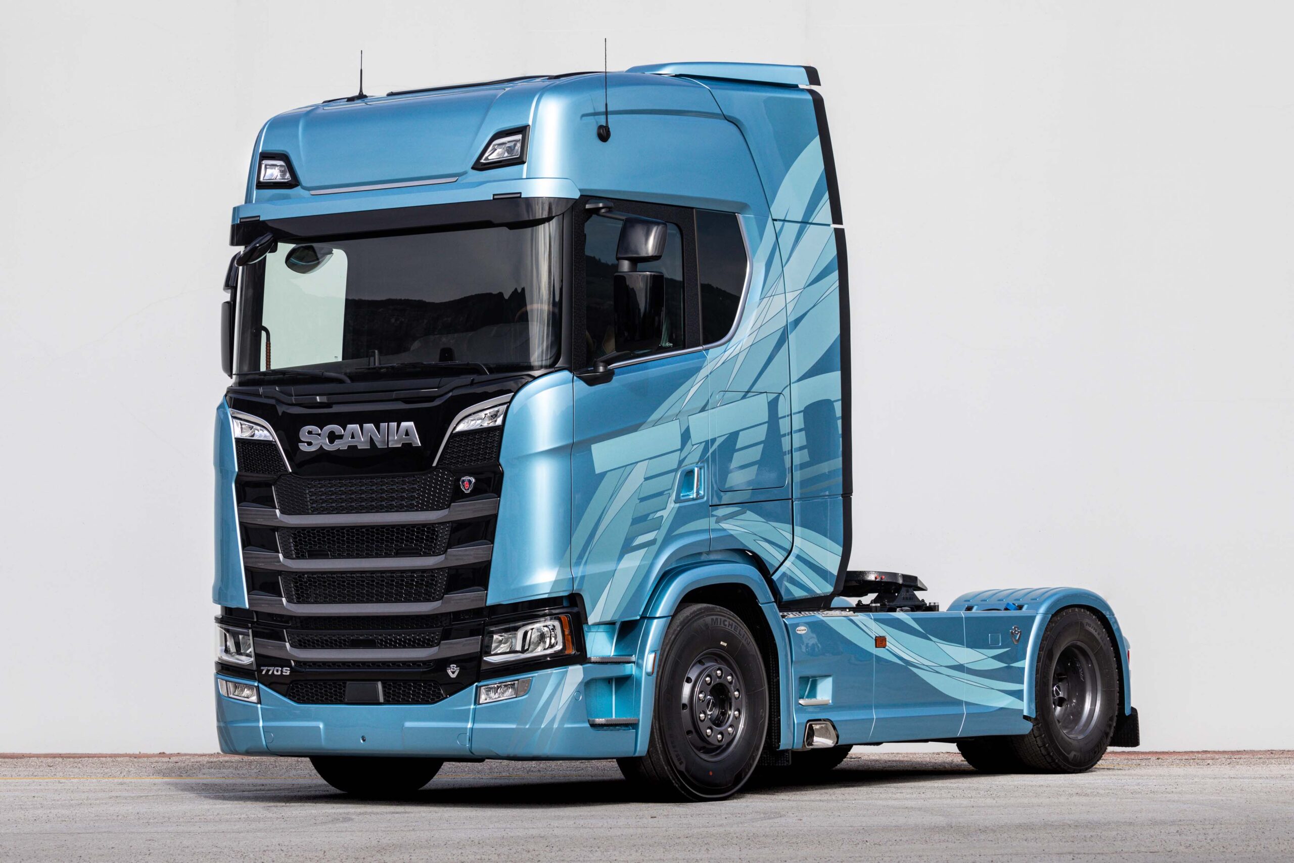 Scania celebra il motore V8 con la Frost Edition e lancia un’esclusiva edizione limitata