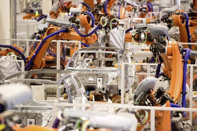 Volkswagen investe nell’automazione per gli impianti di Emden, Hannover e Chattanooga