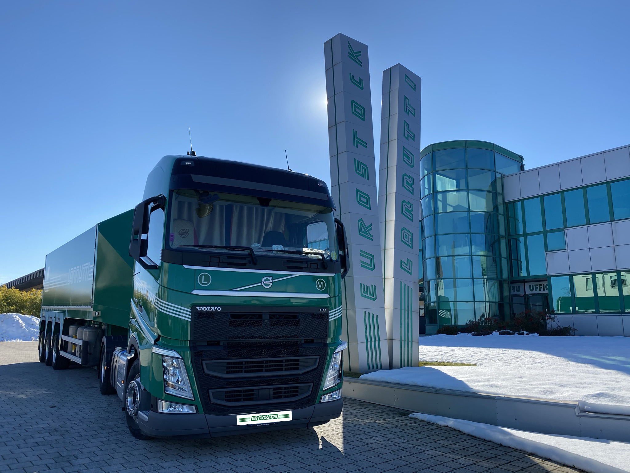 Volvo Trucks: il Gruppo Lannutti acquista 1000 nuovi trattori FH con I-Save