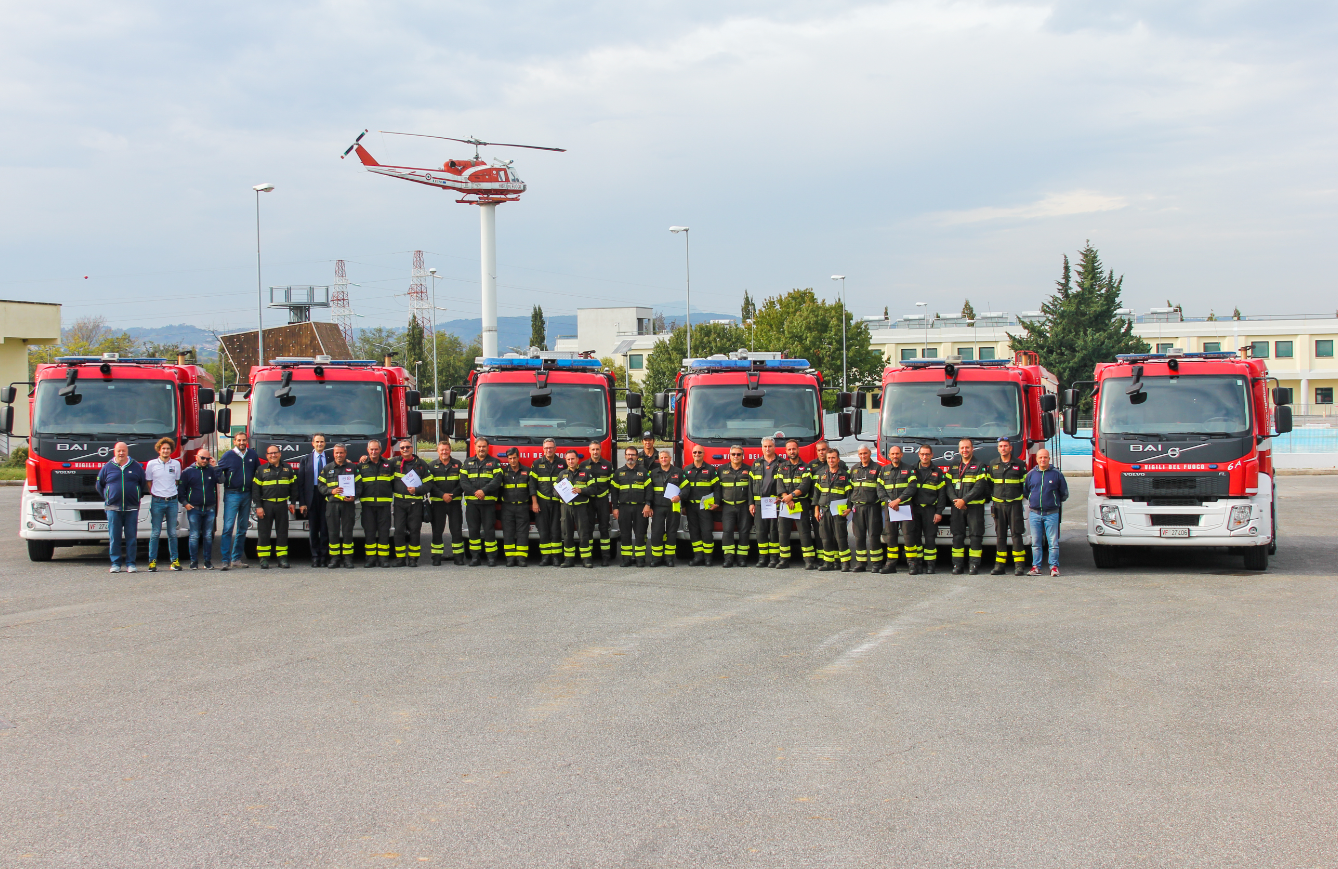 Volvo Trucks: continua la collaborazione con i Vigili del Fuoco per la sicurezza sulla strada